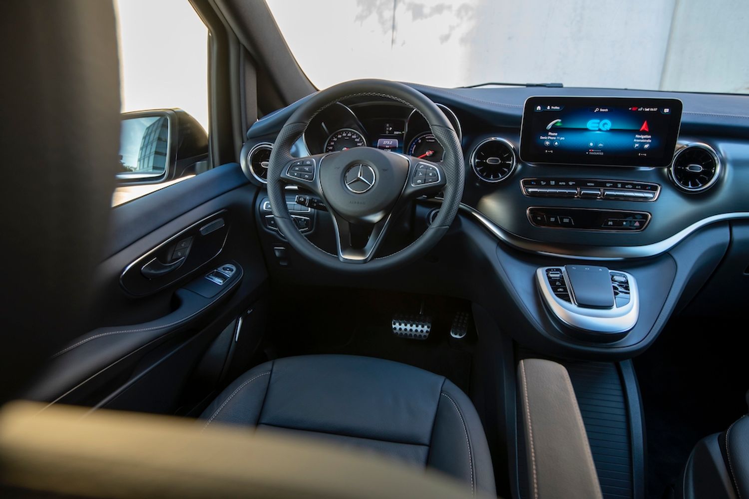 Mercedes EQV interior dashboard and display